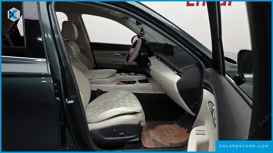 GENESIS GV70 2.5T GASOLINE 2WD