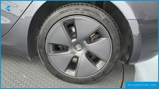 TESLA MODEL 3 LONG RANGE AWD