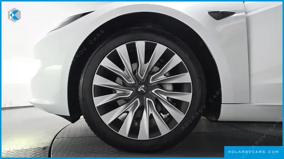 TESLA MODEL 3 RWD