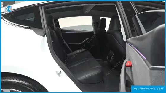 TESLA MODEL 3 RWD