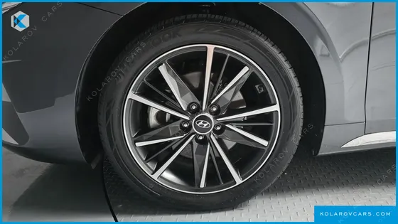 HYUNDAI GRANDEUR 2.5