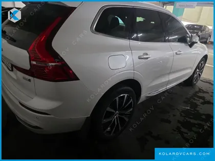 VOLVO XC60 B5 ULTRA BRIGHT