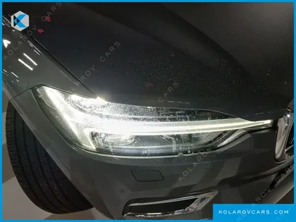 VOLVO XC60 B6 INSCIRTION