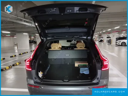 VOLVO XC60 B6 INSCIRTION