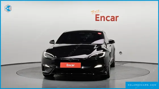 TESLA MODEL S PLAID