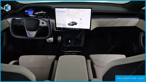 TESLA MODEL S PLAID