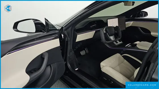 TESLA MODEL S PLAID