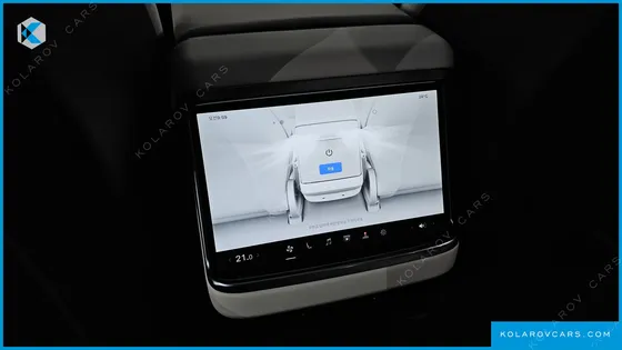 TESLA MODEL S PLAID