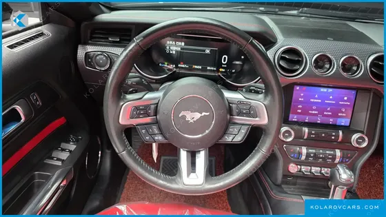 FORD MUSTANG GT CONVERTIBLE