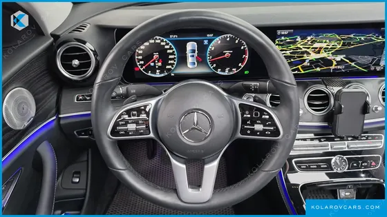 MERCEDES E-CLASS E300 4MATIC AVNATGARDE