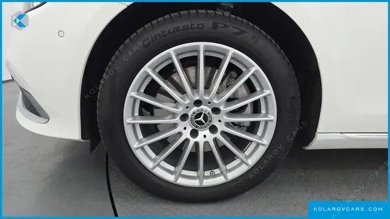 MERCEDES E-CLASS E220D 4MATIC EXCLUSIVE