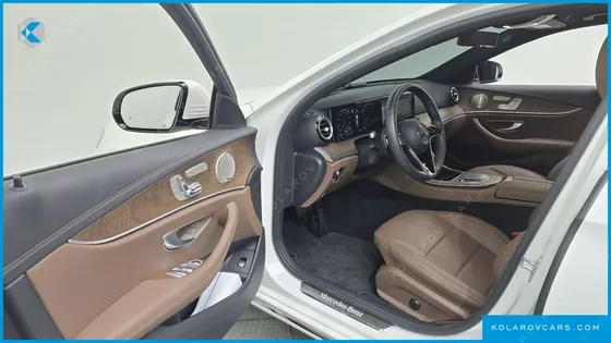 MERCEDES E-CLASS E220D 4MATIC EXCLUSIVE