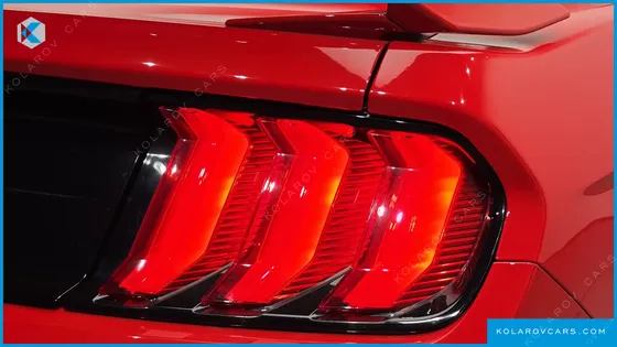 FORD MUSTANG GT COUPE