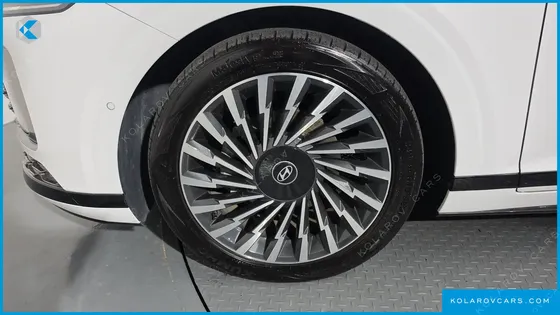 HYUNDAI GRANDEUR CALLIGRAPHY