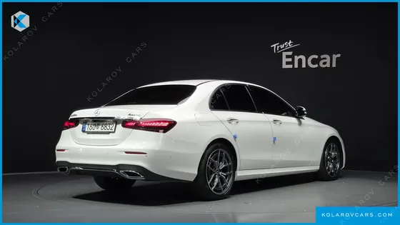MERCEDES E-CLASS E220D 4MATIC AMG LINE