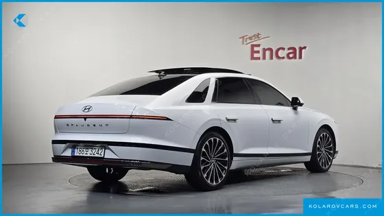 HYUNDAI GRANDEUR CALLIGRAPHY