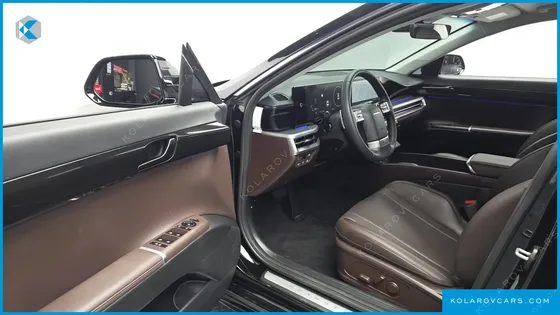 HYUNDAI GRANDEUR PREMIUM