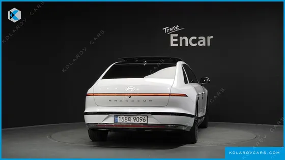 HYUNDAI GRANDEUR CALLIGRAPHY