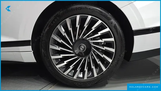 HYUNDAI GRANDEUR CALLIGRAPHY