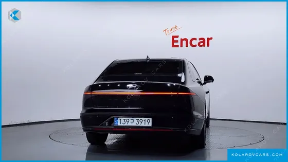 HYUNDAI GRANDEUR CALLIGRAPHY