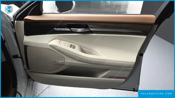 GENESIS G90 3.3 T AWD