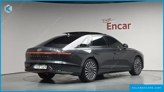 HYUNDAI GRANDEUR CALLIGRAPHY