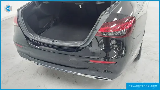 MERCEDES E-CLASS E220D 4MATIC AMG LINE