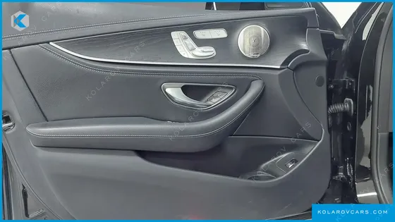 MERCEDES E-CLASS E220D 4MATIC AMG LINE