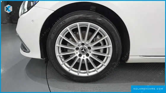 MERCEDES E-CLASS E220D 4MATIC EXCLUSIVE