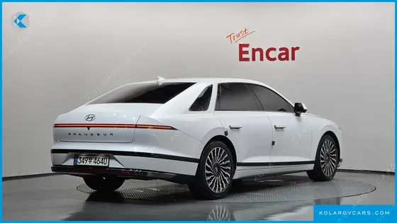 HYUNDAI GRANDEUR CALLIGRAPHY