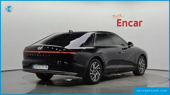 HYUNDAI GRANDEUR PREMIUM