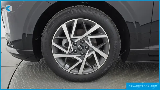HYUNDAI GRANDEUR PREMIUM