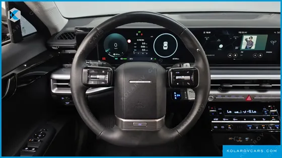 HYUNDAI GRANDEUR PREMIUM