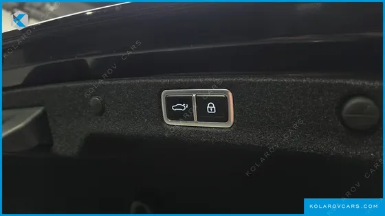HYUNDAI GRANDEUR PREMIUM