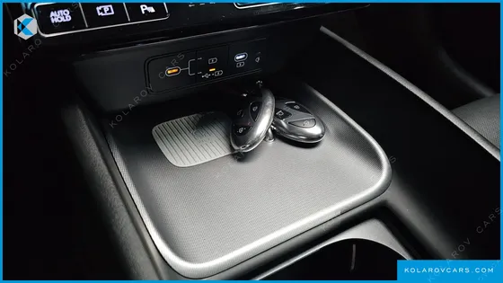 HYUNDAI GRANDEUR PREMIUM