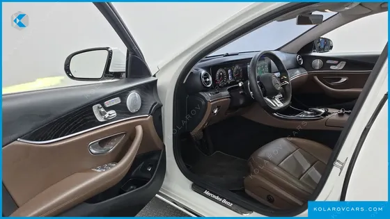 MERCEDES E-CLASS E300 AVANTGARDE