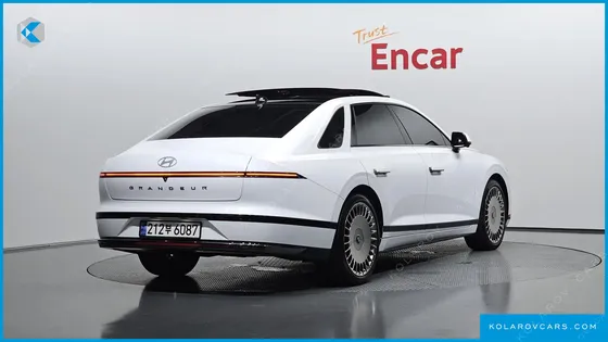 HYUNDAI GRANDEUR CALLIGRAPHY