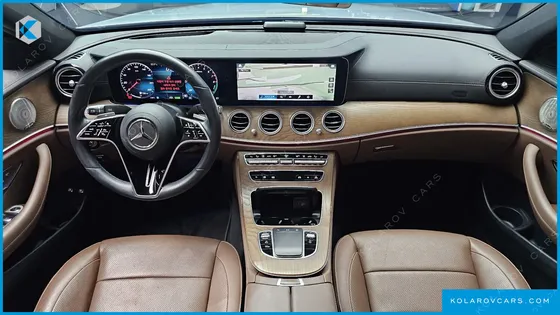 MERCEDES E-CLASS E300E 4MATIC EXCLUSIVE