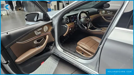 MERCEDES E-CLASS E300E 4MATIC EXCLUSIVE