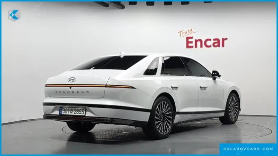 HYUNDAI GRANDEUR CALLIGRAPHY