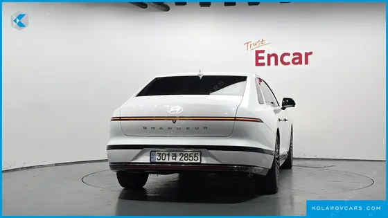 HYUNDAI GRANDEUR CALLIGRAPHY