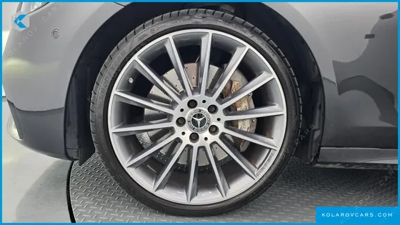 MERCEDES E-CLASS E350 4MATIC AMG LINE