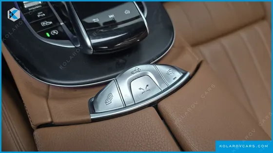MERCEDES E-CLASS E220D CABRIOLET