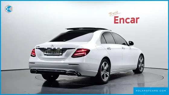MERCEDES E-CLASS E300 AVANTGARDE