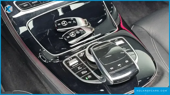 MERCEDES E-CLASS E300 AVANTGARDE