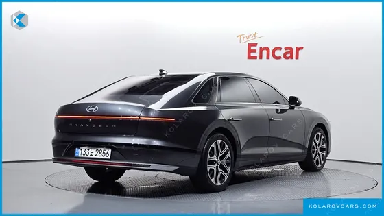 HYUNDAI GRANDEUR PREMIUM