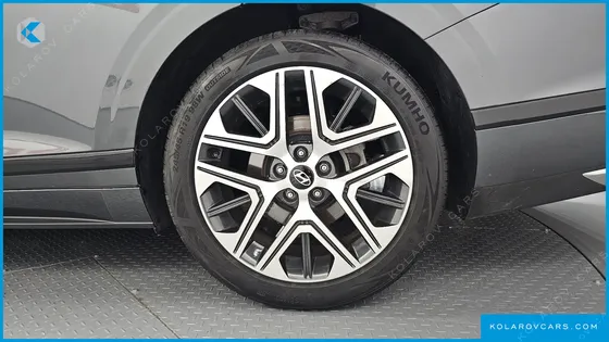 HYUNDAI GRANDEUR PREMIUM