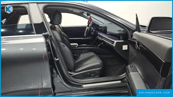 HYUNDAI GRANDEUR PREMIUM