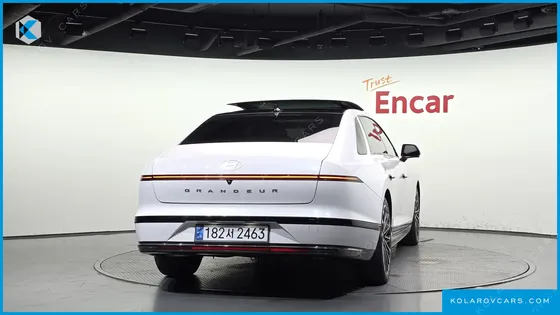 HYUNDAI GRANDEUR CALLIGRAPHY