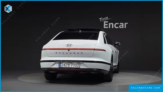 HYUNDAI GRANDEUR CALLIGRAPHY